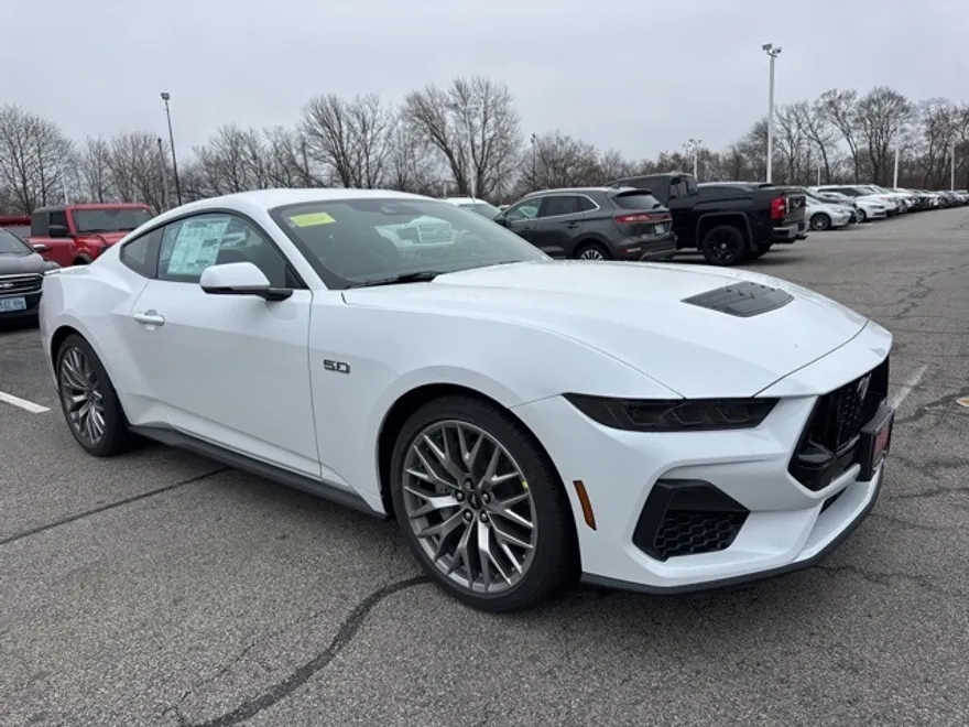 2025 Ford Mustang GT Premium photo 1