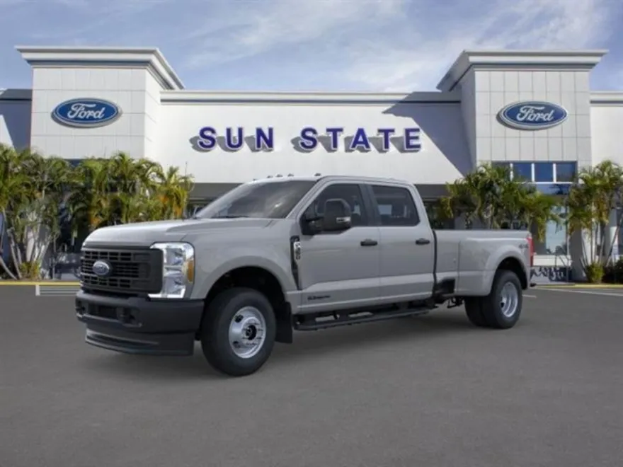 2026 Ford F-350 XL photo 2