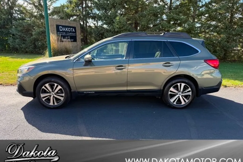 2019 Subaru Outback 2.5i Limited photo 1