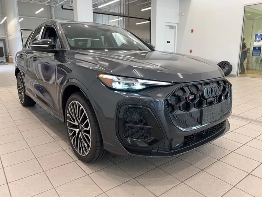 2025 Audi SQ5 Premium Plus photo 1
