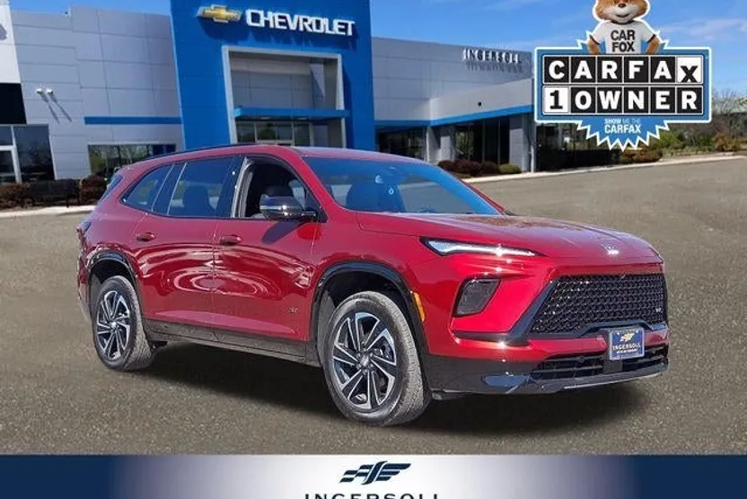 2025 Buick Enclave Sport Touring photo 1