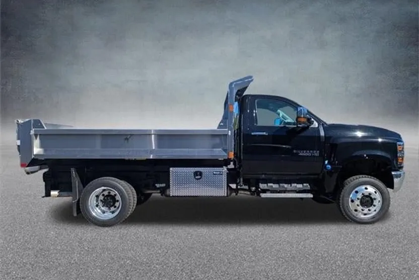 2024 Chevrolet Silverado 4500HD Work Truck photo 1