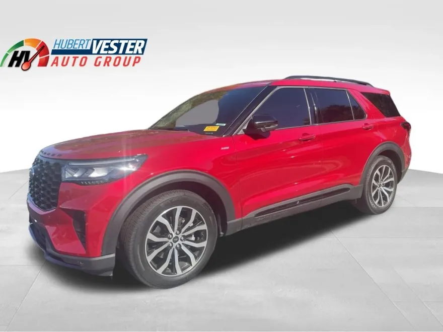 2025 Ford Explorer ST-Line photo 1