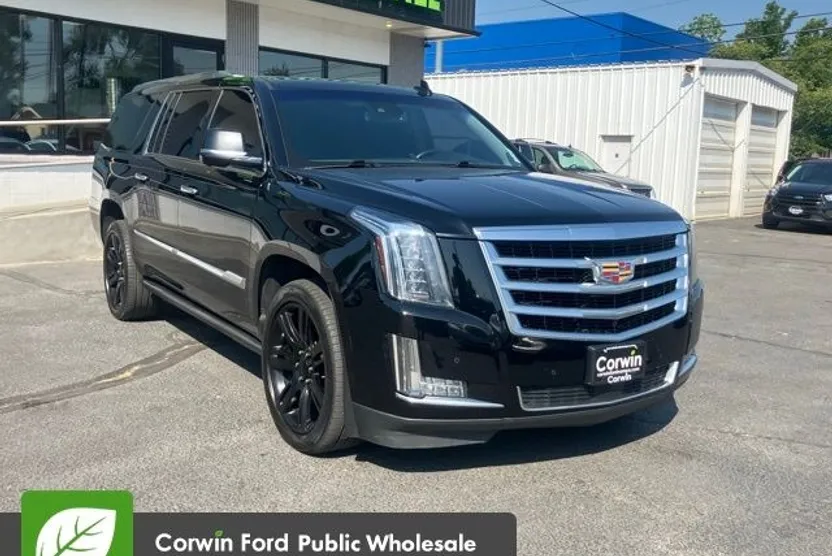 2016 Cadillac Escalade ESV Premium photo 1