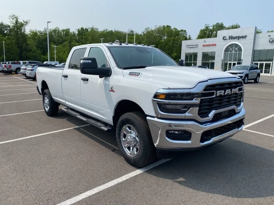 2025 Ram 2500 Tradesman photo 1