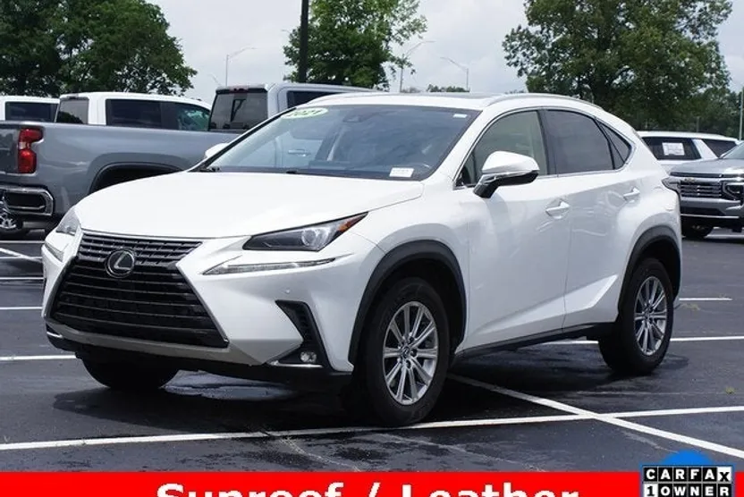 2021 Lexus NX 300 photo 1