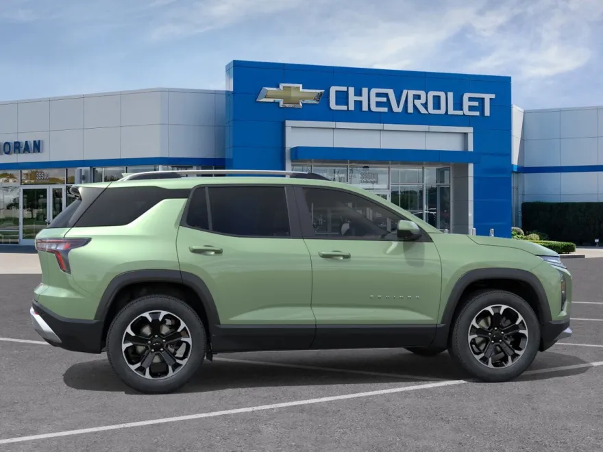 2026 Chevrolet Equinox LT photo 1