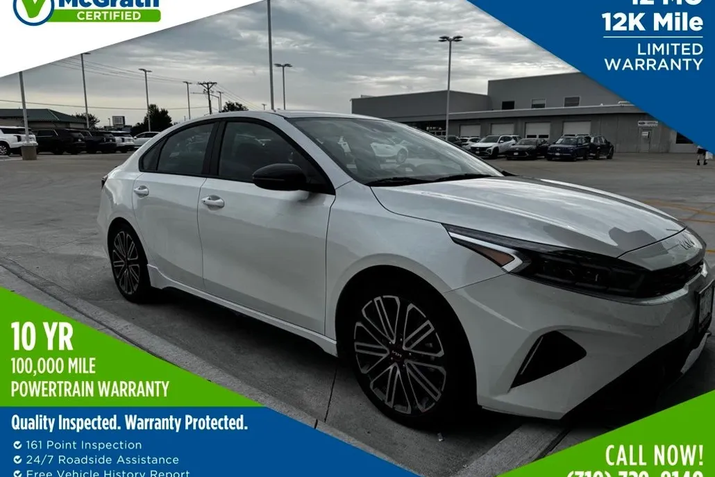 2023 Kia Forte GT photo 1
