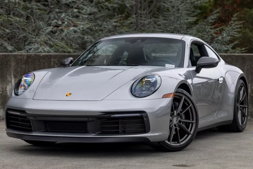 2024 Porsche 911 T photo 1