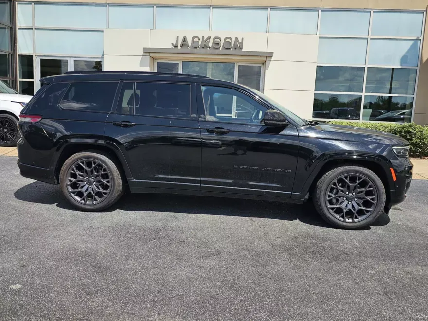 2023 Jeep Grand Cherokee Summit Reserve photo 1
