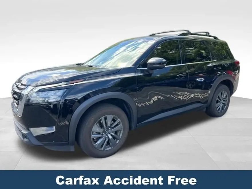2023 Nissan Pathfinder SV photo 1