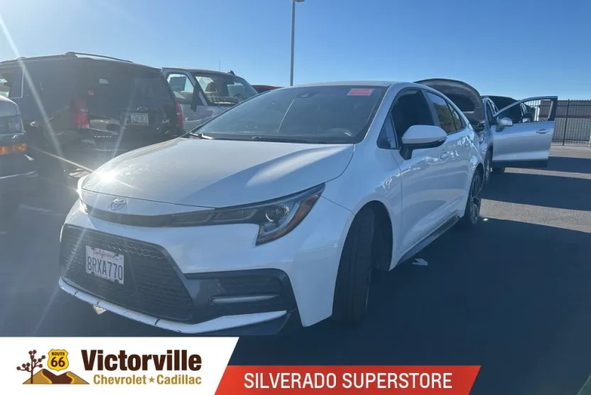 2020 Toyota Corolla XSE photo 1