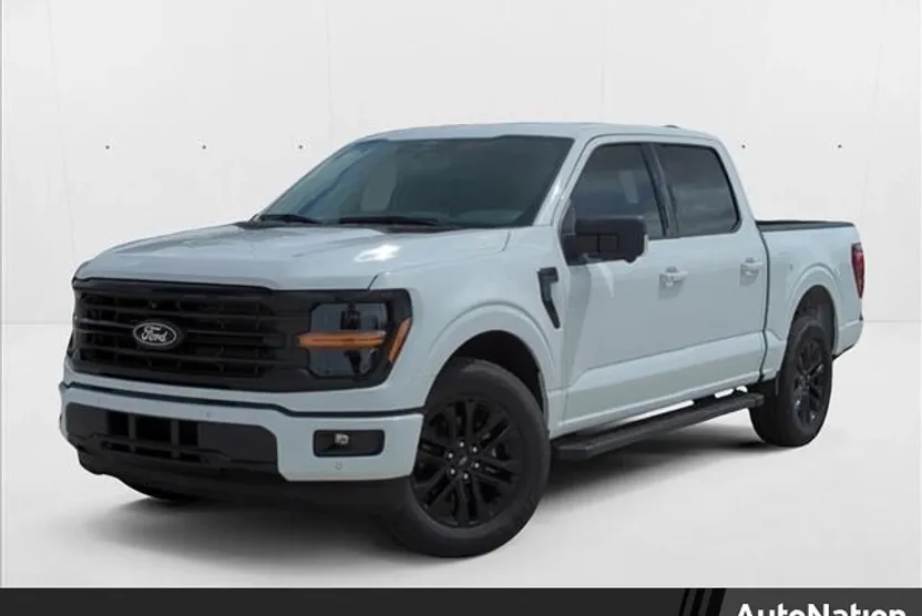 2025 Ford F-150 XLT photo 1