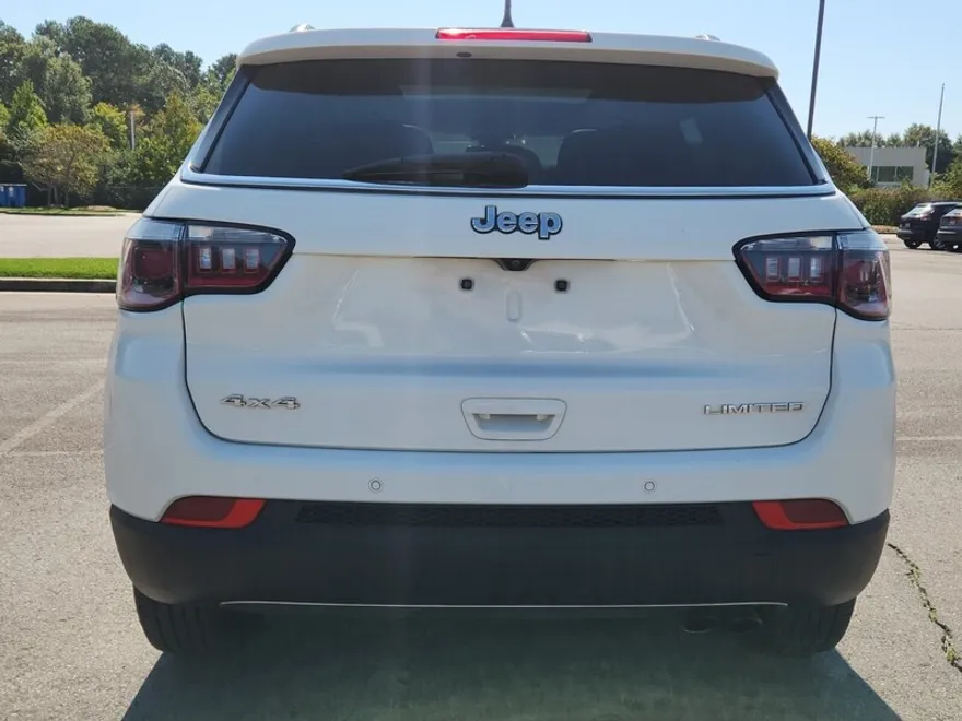 2019 Jeep Compass Limited photo 1
