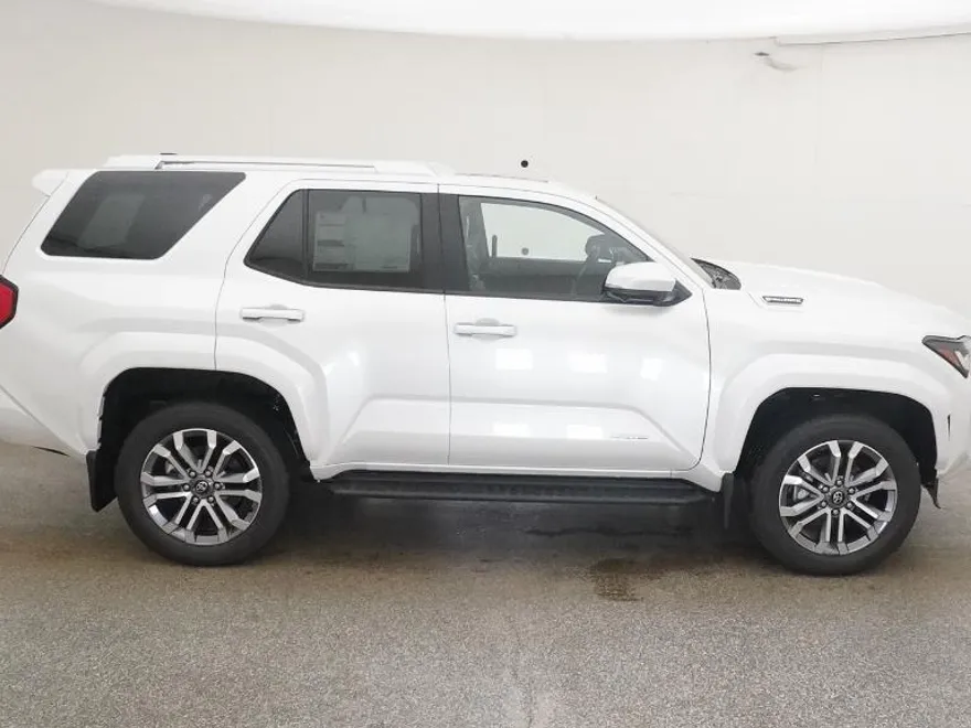 2025 Toyota 4Runner Limited photo 1