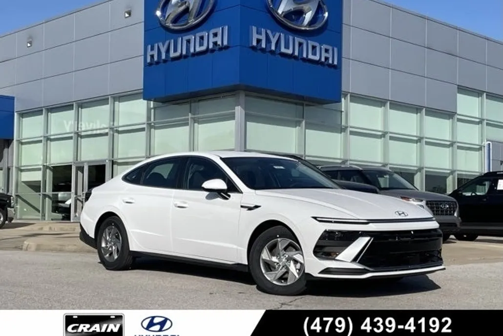 2025 Hyundai Sonata SE photo 1