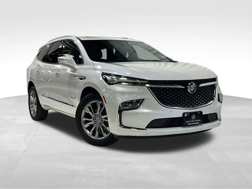 2024 Buick Enclave Avenir photo 1
