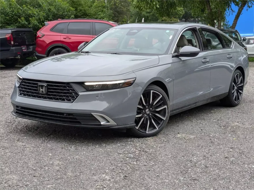2025 Honda Accord Hybrid Touring photo 1