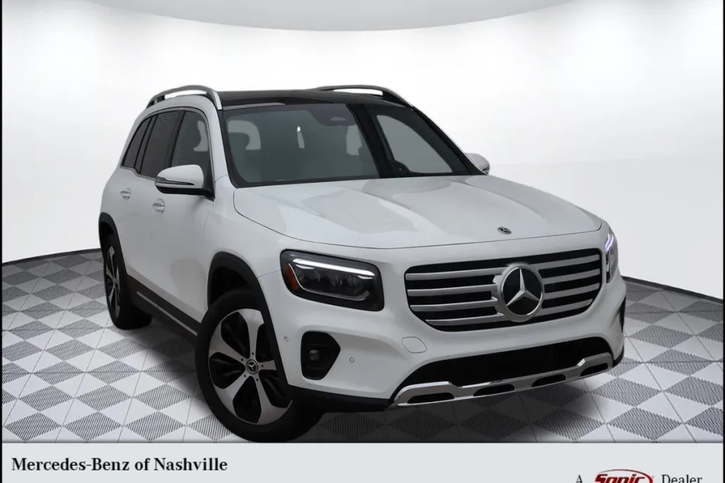 2025 Mercedes Benz GLB 250 photo 1