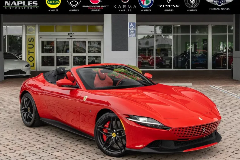 2024 Ferrari Roma Spider Base photo 1