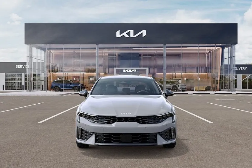2026 Kia K5 GT-Line photo 1