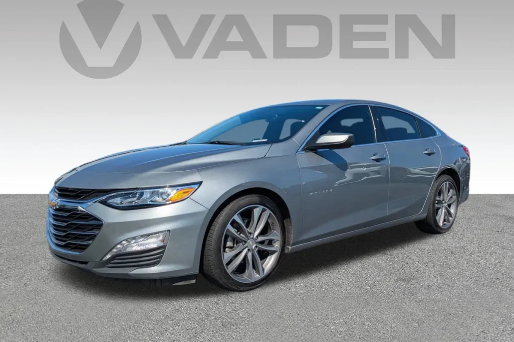 2023 Chevrolet Malibu 2LT photo 1