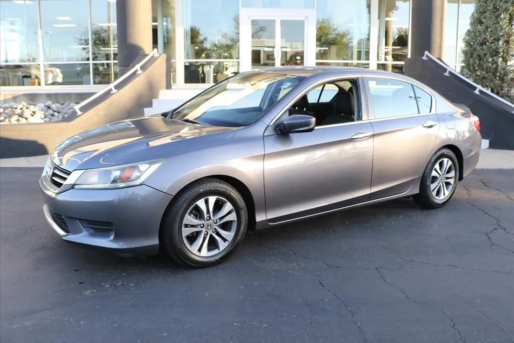 2015 Honda Accord LX photo 1