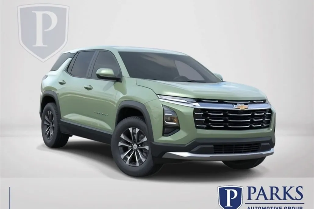 2026 Chevrolet Equinox LT photo 1