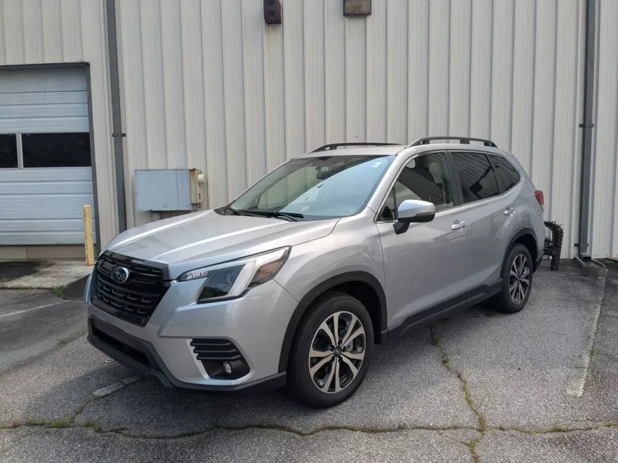 2024 Subaru Forester Limited photo 1