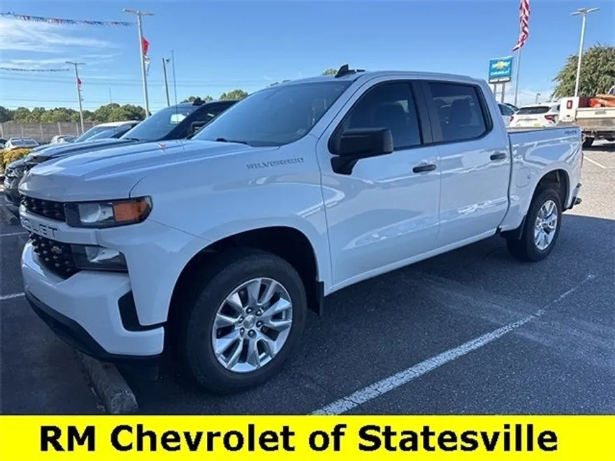 2021 Chevrolet Silverado 1500 Custom photo 1