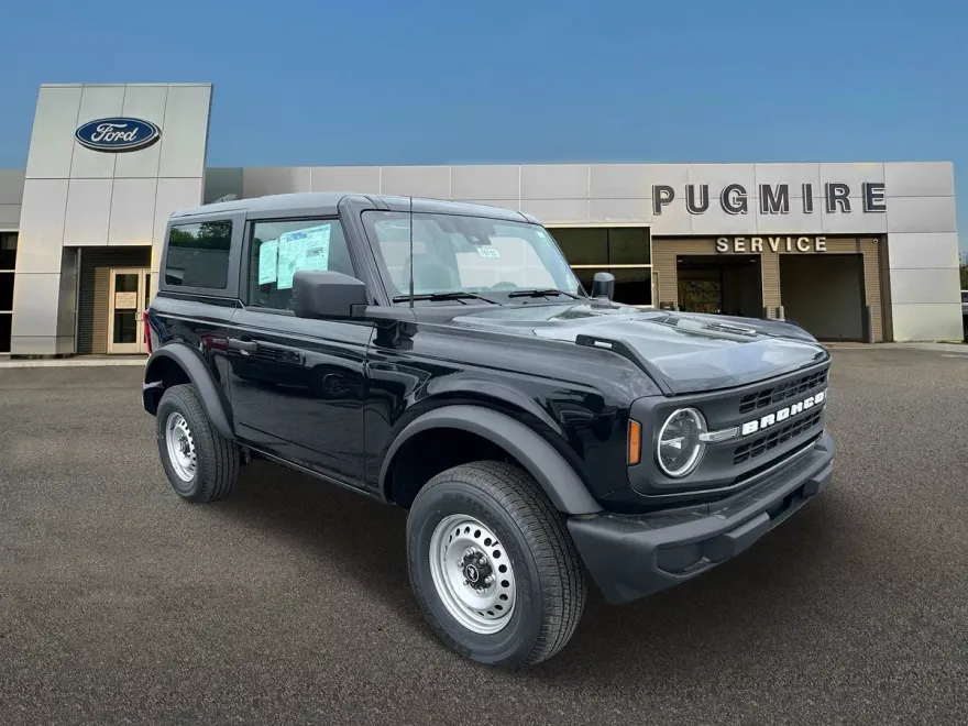 2025 Ford Bronco Base photo 1
