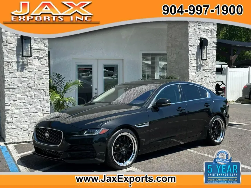 2020 Jaguar XE S photo 1