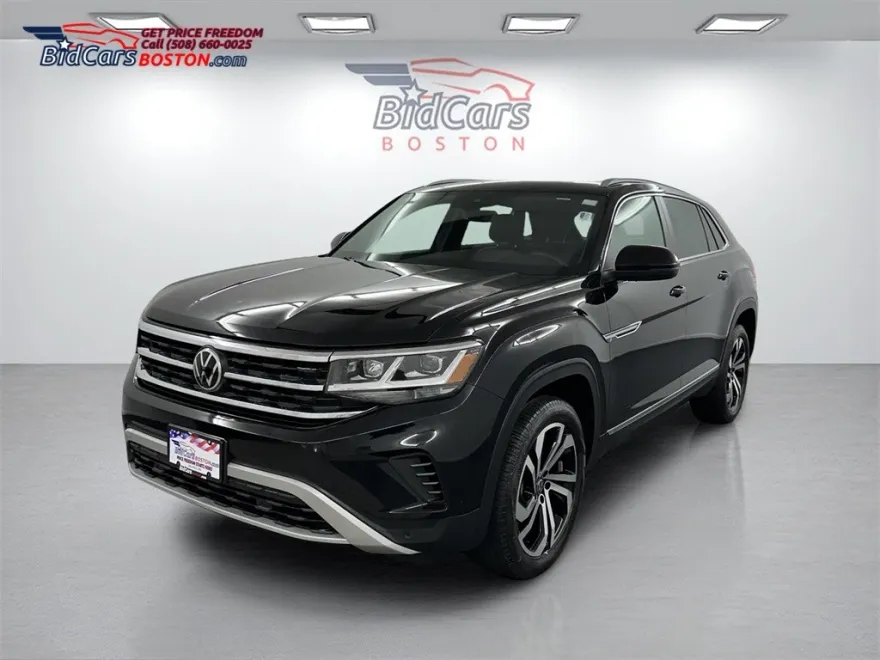 2022 Volkswagen Atlas Cross Sport SE photo 1