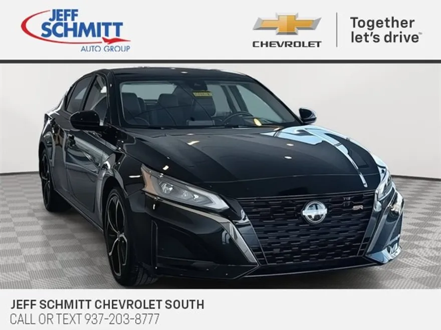 2024 Nissan Altima 2.5 SR photo 1