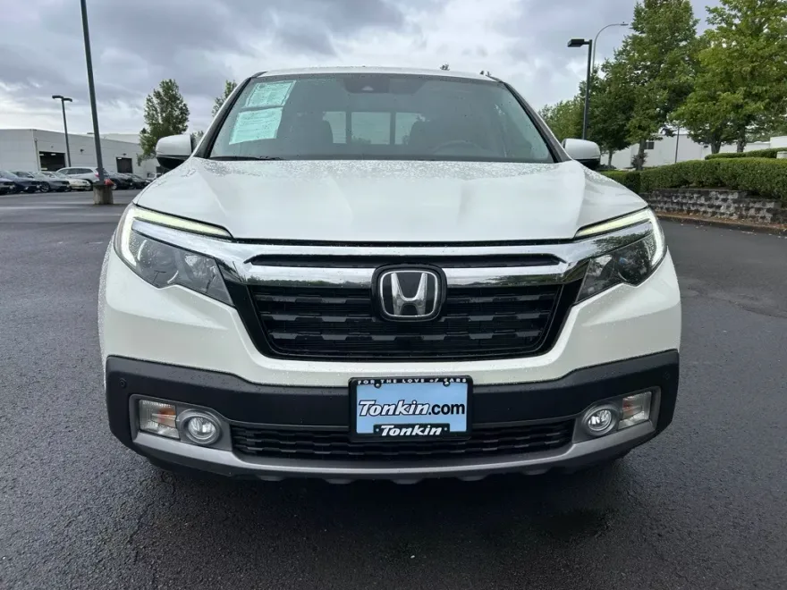 2017 Honda Ridgeline RTL-E photo 1