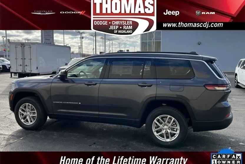 2025 Jeep Grand Cherokee Laredo photo 1