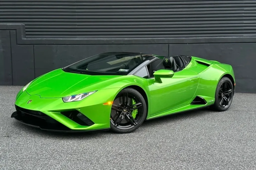 2021 Lamborghini Huracan Evo Spyder photo 1