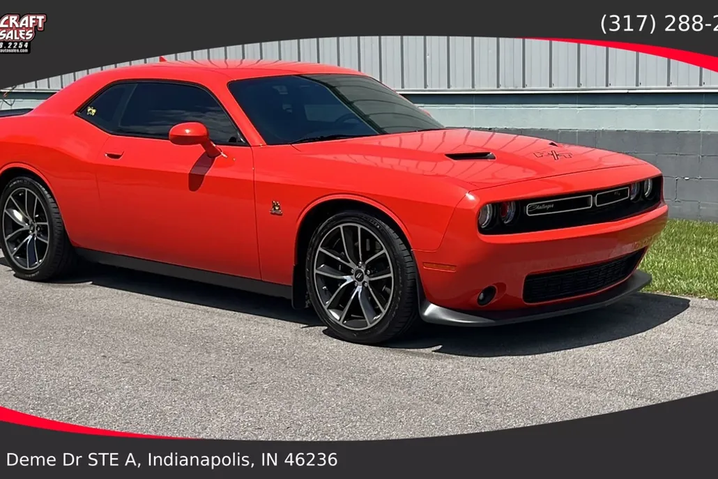 2016 Dodge Challenger R/T Scat Pack photo 1