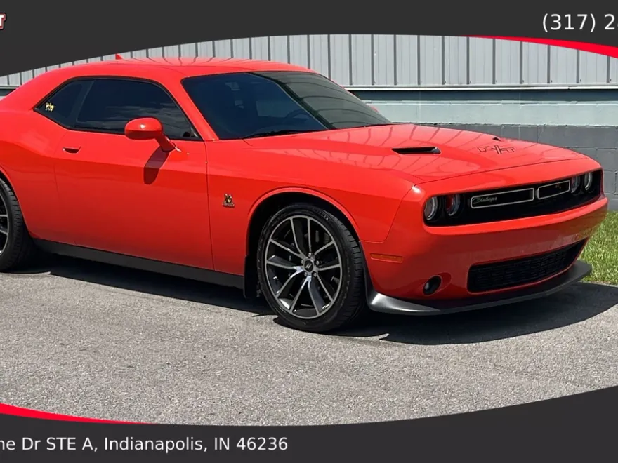 2016 Dodge Challenger R/T Scat Pack photo 1