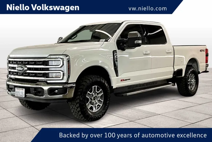 2024 Ford F-350 Lariat photo 1