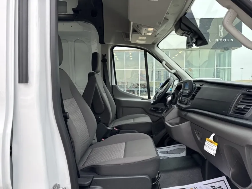 2024 Ford Transit photo 8