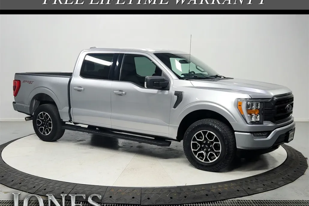 2023 Ford F-150 XLT photo 1