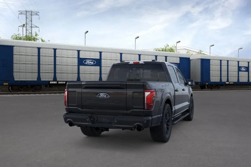 2025 Ford F-150 Lariat photo 1