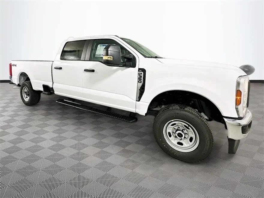 2026 Ford F-350 XL photo 1