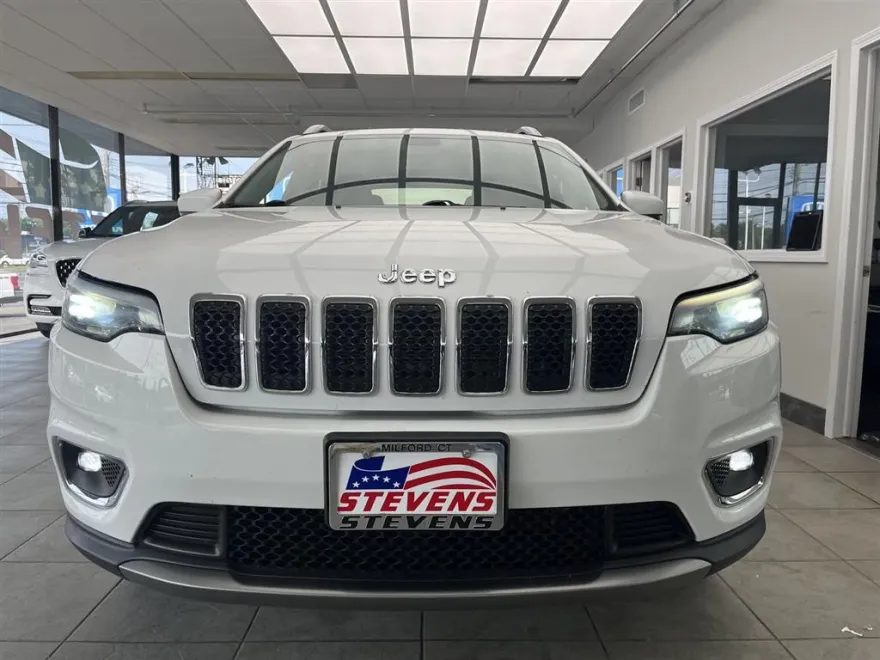 2019 Jeep Cherokee Limited photo 1