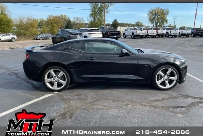 2017 Chevrolet Camaro 2SS photo 1