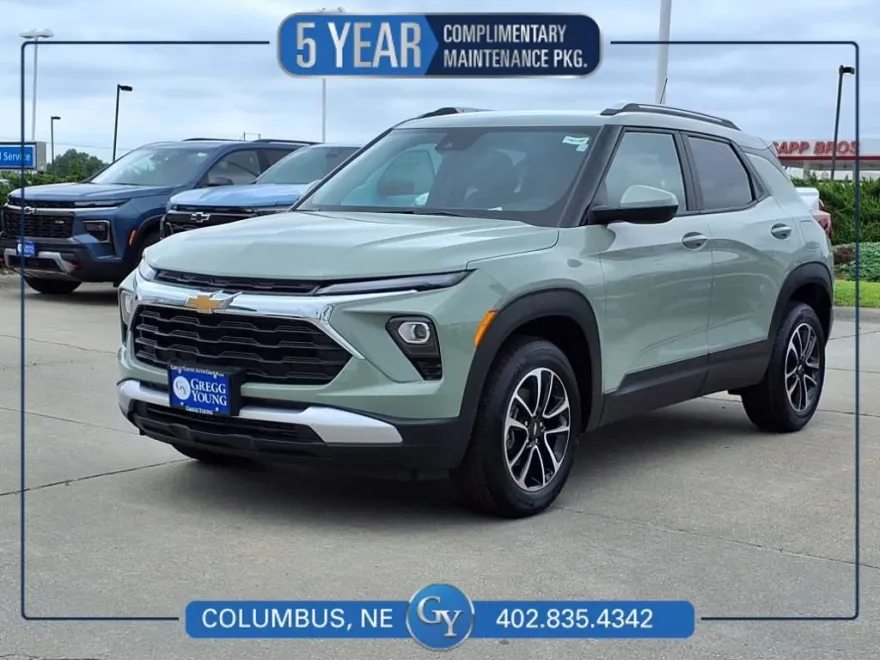 2025 Chevrolet Trailblazer LT photo 1