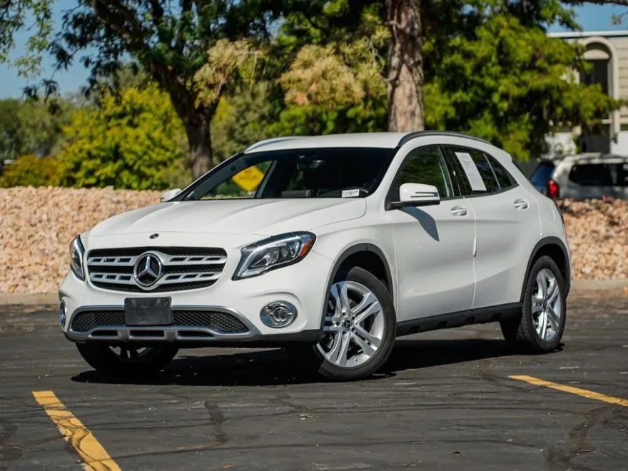 2018 Mercedes Benz GLA 250 4MATIC photo 1