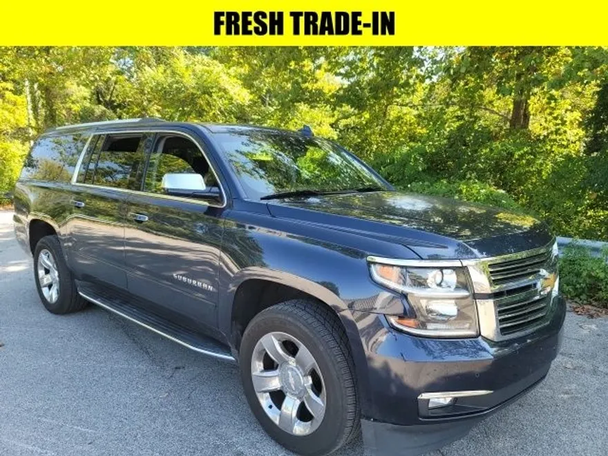 2017 Chevrolet Suburban Premier photo 1