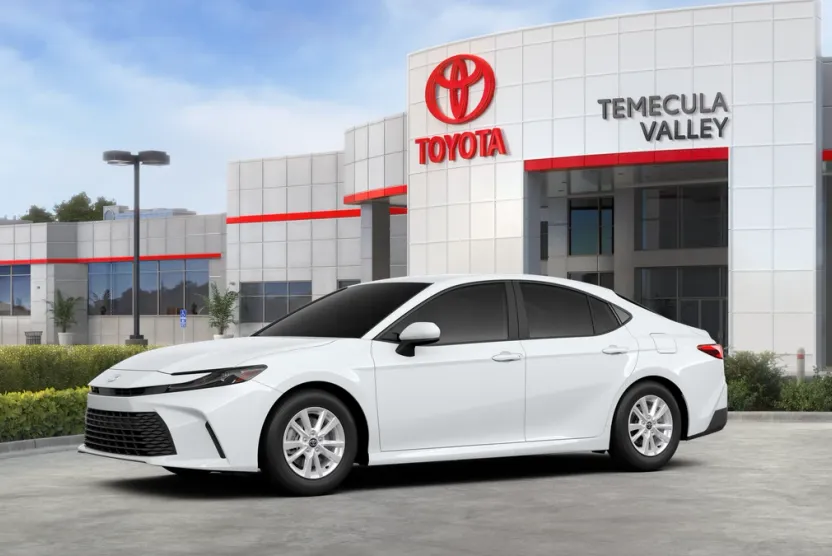 2026 Toyota Camry LE photo 1